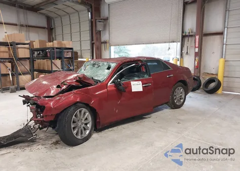 2013 Chrysler 300C из США, поврежденный, VIN 2C3CCAEG0DH606131